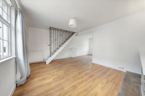 2 bedroom house to rent, Denmark Road, London, SW19