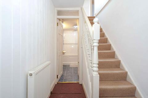 Le-anna Cottage, 82 Willoughby Street, Muthill, Crieff, PH5 2AE