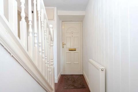 Le-anna Cottage, 82 Willoughby Street, Muthill, Crieff, PH5 2AE