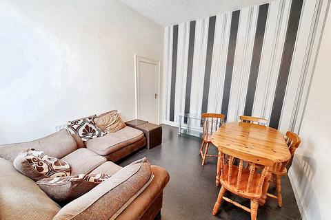 4 bedroom terraced house to rent, Bexley Street, Sunderland SR4