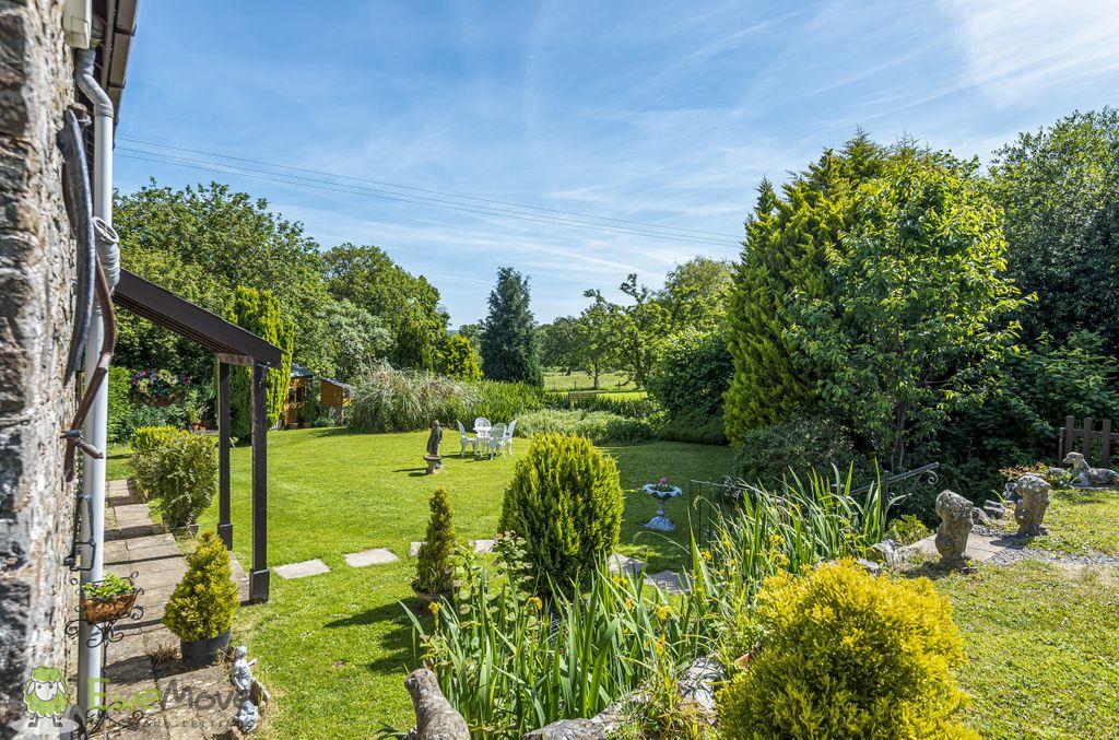 Garden at Front