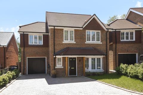 20 Stable Close, Wrecclesham, Farnham, GU10 4EF