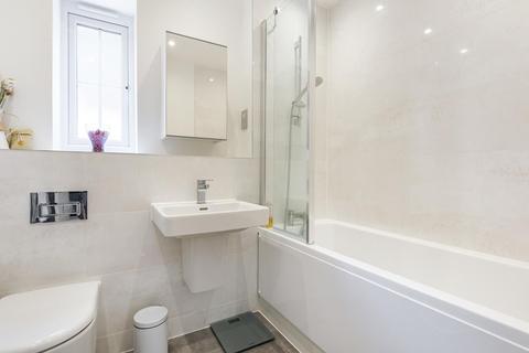 20 Stable Close, Wrecclesham, Farnham, GU10 4EF