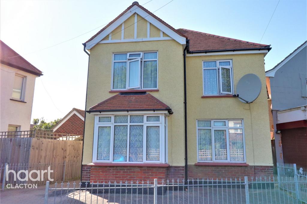 Holland Road, ClactonOnSea 3 bed detached house £260,000