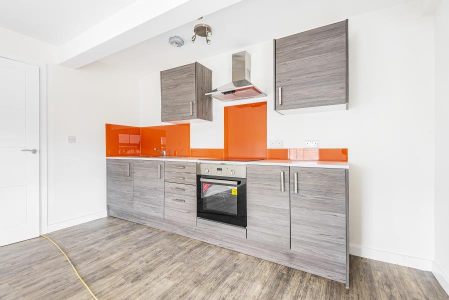 MOWBRAY HOUSE, MOWBRAY SQUARE, HARROGATE, HG1 5FN 2 bed apartment £