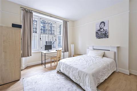 4 bedroom flat to rent, Gloucester Road, South Kensington, London