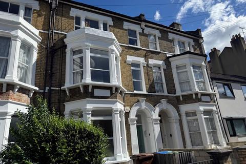 2 bedroom flat to rent, Denman Road, London, SE15 5NR