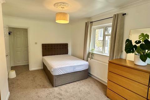 1 bedroom flat to rent, Denman Road, London, SE15 5NR