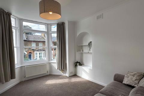 2 bedroom flat to rent, Denman Road, London, SE15 5NR