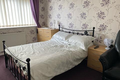 12b Aberclydach Place, Clydach, Swansea, SA6 5BU