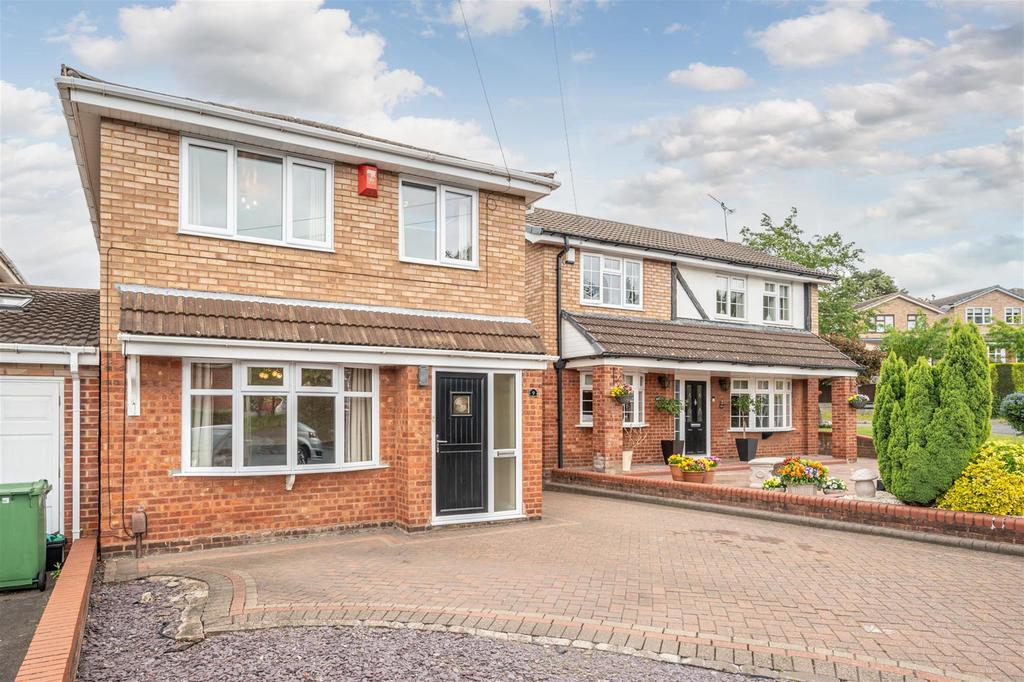 Tarry Hollow Road, Brierley Hill, DY5... 3 bed house £250,000