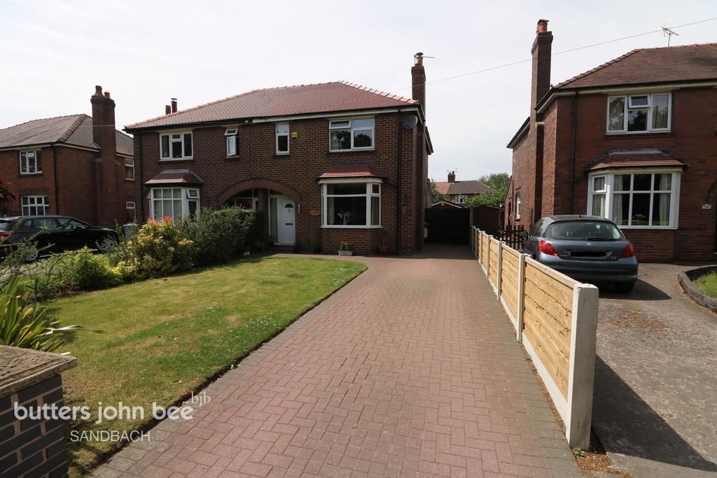 Abbey Road, Sandbach 3 bed semidetached house £280,000