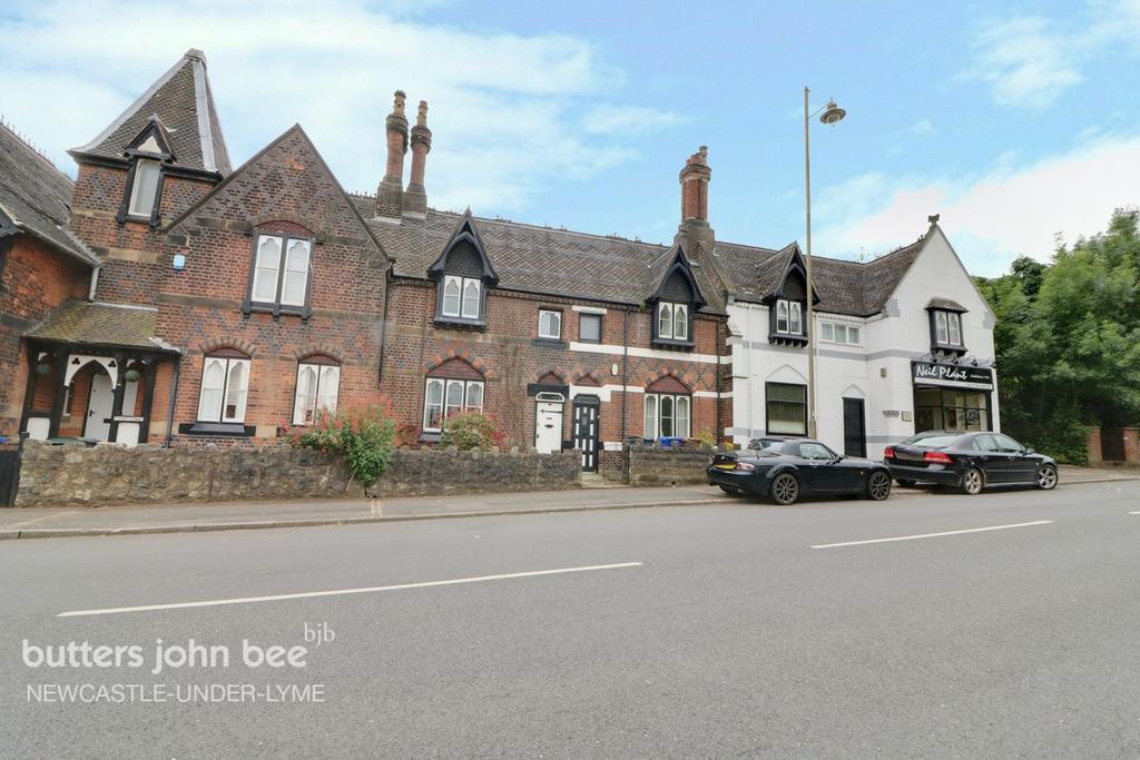 Hartshill Road, StokeOnTrent 3 bed townhouse for sale £100,000