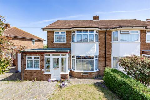 12 Dawson Drive, Rainham, RM13 7ED
