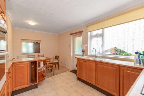 20 Avon Drive, Huntington, York, YO32 9YA