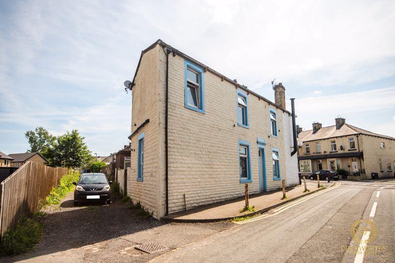 Langham Street, Rosegrove, Burnley, Lancashire, BB12 6JF 2 bed terraced