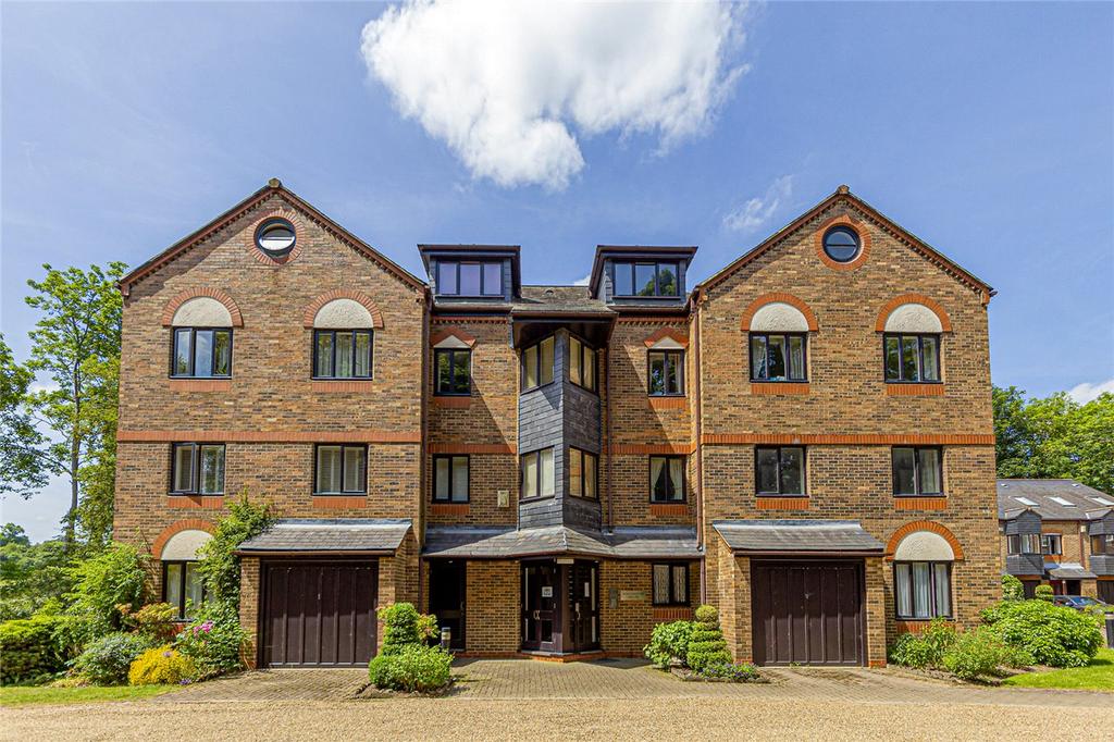 Abbey Mill Lane, St. Albans 2 bed property £547,500