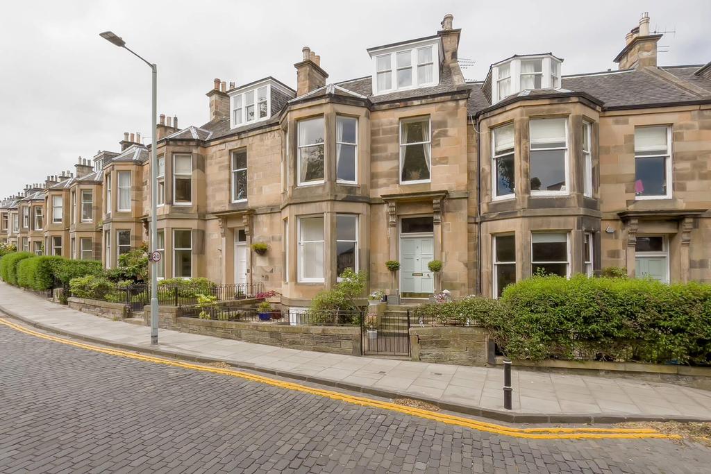 Dean Park Crescent, Edinburgh, EH4 4 bed property £975,000