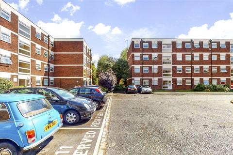 2 bedroom apartment for sale, Oaktree Close, Ealing, London, W5