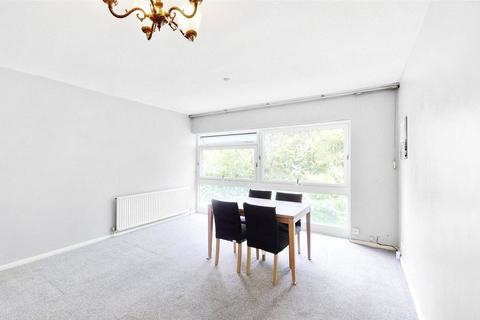 2 bedroom apartment for sale, Oaktree Close, Ealing, London, W5