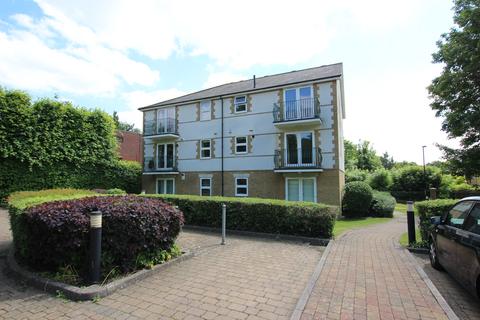 2 bedroom apartment to rent, Stoneleigh Court, 33a, Birdhurst Rise, South Croydon CR2