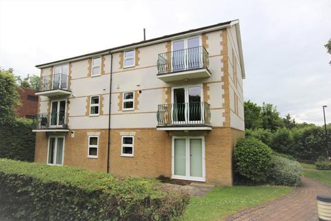 2 bedroom apartment to rent, Stoneleigh Court, 33a, Birdhurst Rise, South Croydon CR2