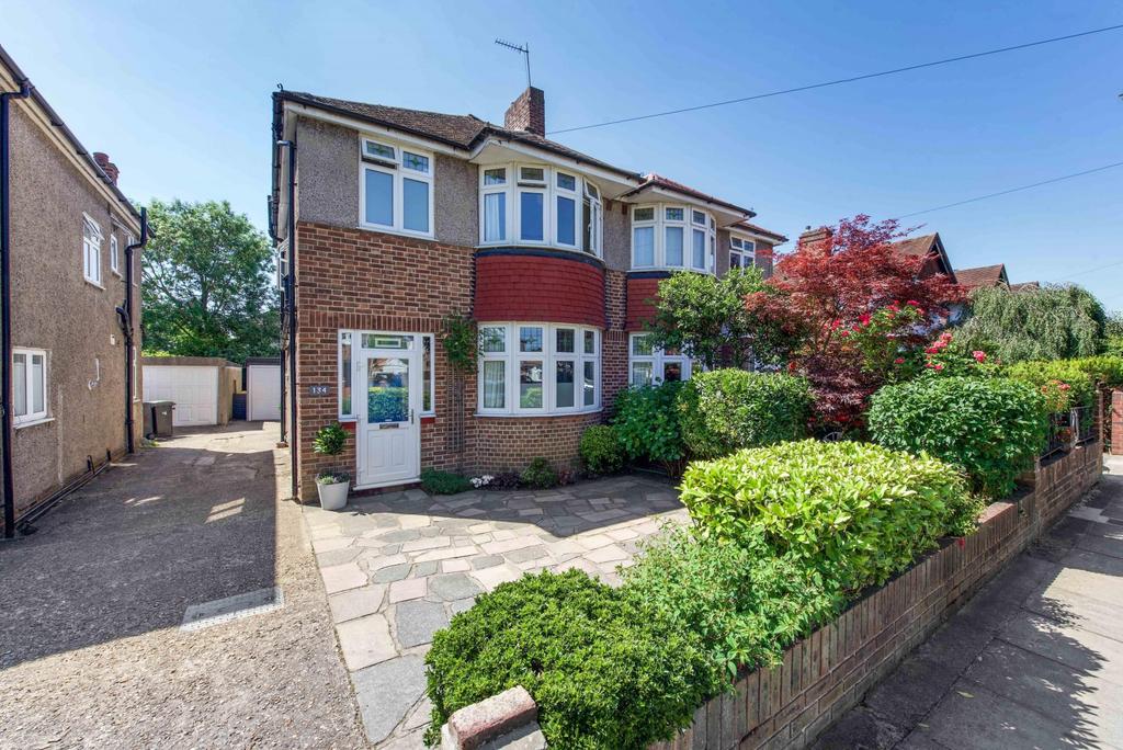 Clarence Avenue, New Malden, KT3 3 bed semidetached house £735,000