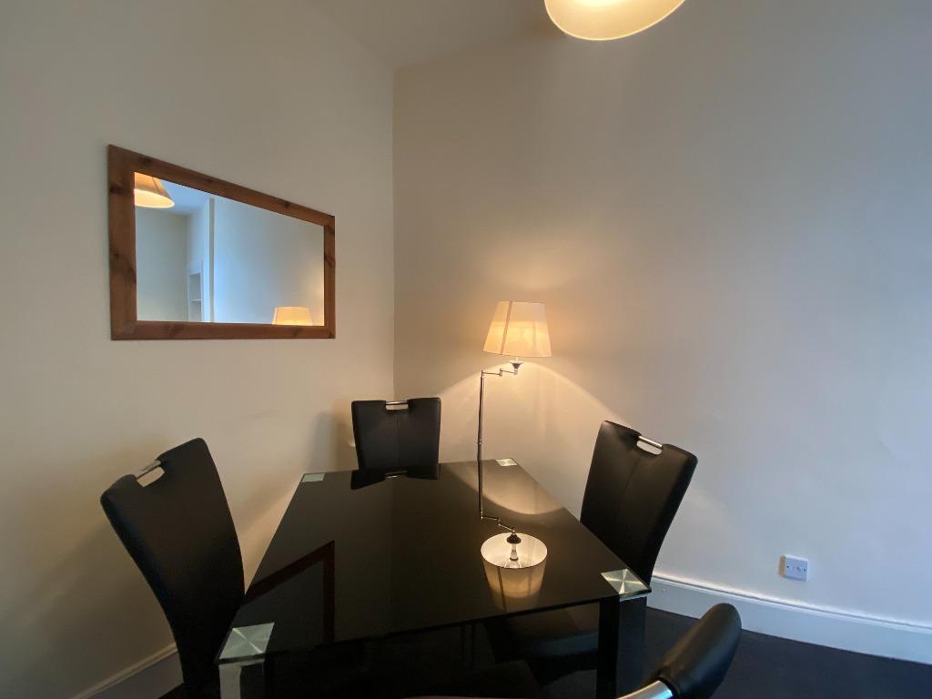 Apartment in Edinburgh - View 3