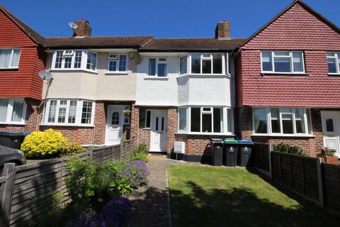 175 Pembury Avenue, Worcester Park, KT4 8BY
