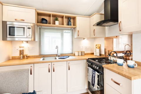 2 bedroom holiday lodge for sale - Sunseeker Spirit at Waterside Holiday Park, Bowleaze Cove, Weymouth, Dorset DT3