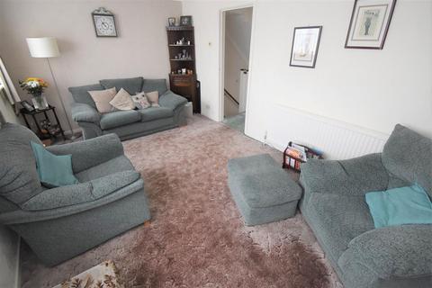 42 Cedar Road, Grays, RM16 4SX