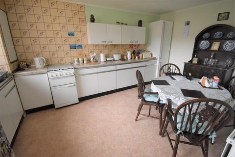 42 Cedar Road, Grays, RM16 4SX