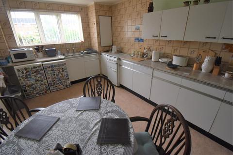 42 Cedar Road, Grays, RM16 4SX