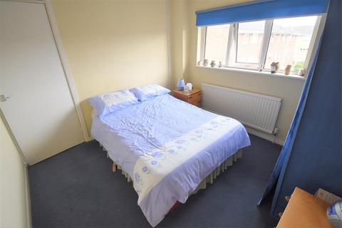 42 Cedar Road, Grays, RM16 4SX