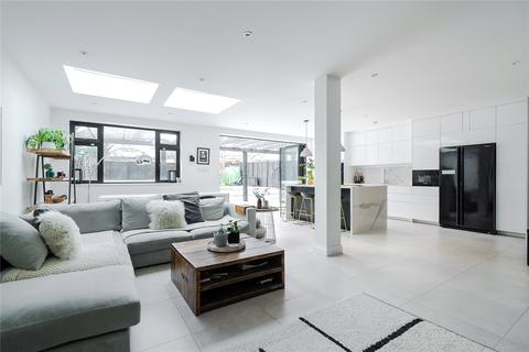 47 Chiltern Drive, Surbiton, KT5 8LP