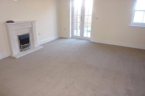 3 bedroom semi-detached house to rent, The Street, Beck Row, Bury St. Edmunds, Suffolk, IP28