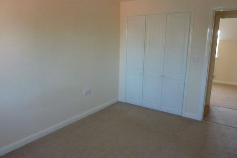 3 bedroom terraced house to rent, Acorn Way, Red Lodge, Bury St. Edmunds, Suffolk, IP28