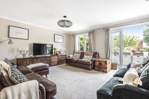 19 Junction Road, Lightwater, GU18 5TQ