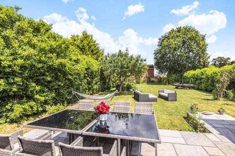 19 Junction Road, Lightwater, GU18 5TQ
