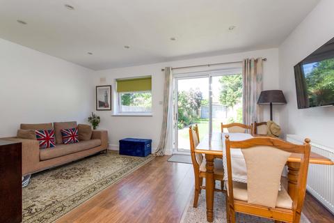 20 Ancaster Crescent, New Malden, KT3 6BE