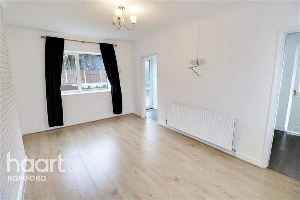 Cowley Road Heaton Grange RM3 2 bed terraced house £1,300 pcm (£