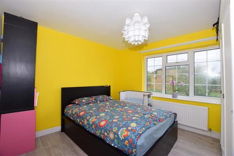 24 Cornwall Close, Maidstone, ME15 8HY