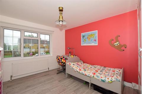 24 Cornwall Close, Maidstone, ME15 8HY