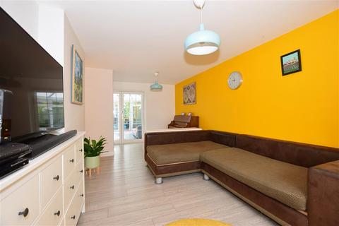 24 Cornwall Close, Maidstone, ME15 8HY