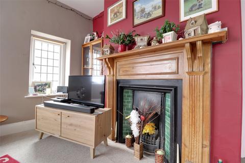 Flat 2, 24 Friday Street, Minehead, TA24 5UE