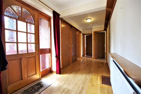 Hollystone Stone Road, Uttoxeter, ST14 7RB