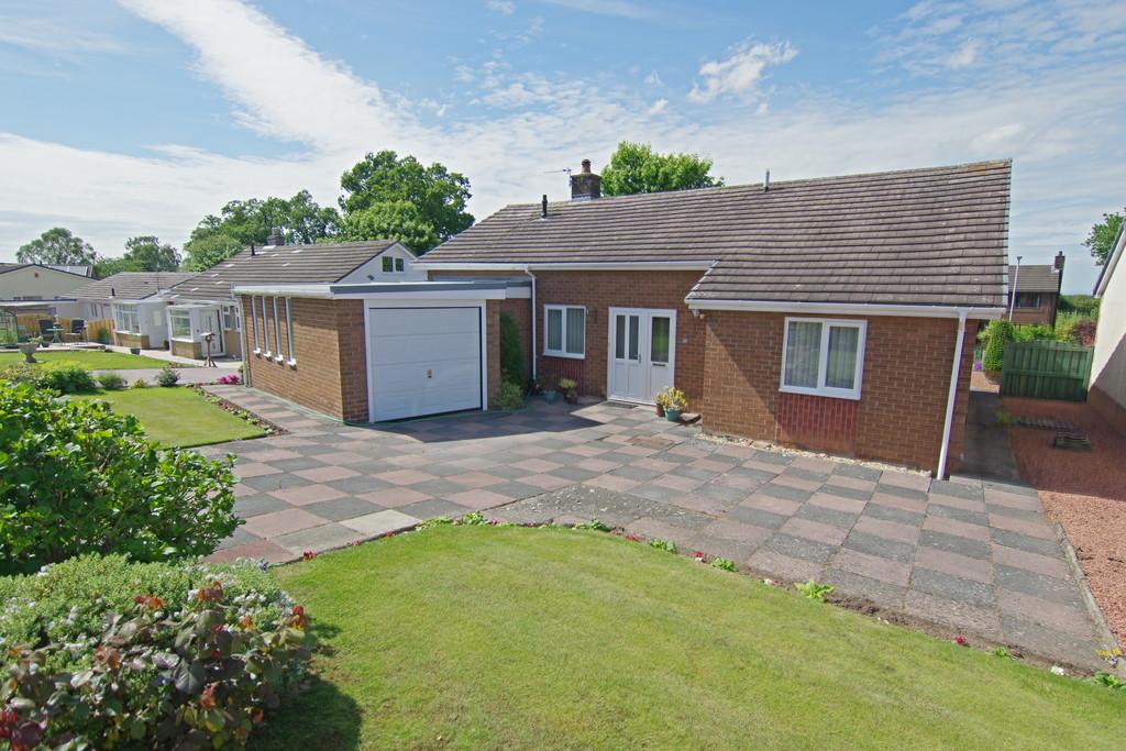 Croft Park, Wetheral, Carlisle 2 bed detached bungalow £235,000