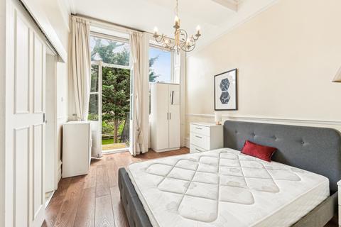 2 bedroom flat to rent, Trebovir Road, Earls Court, London