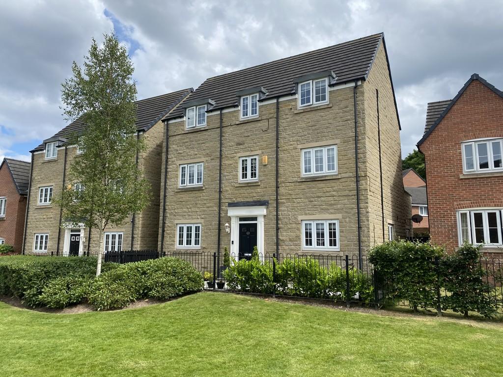 Edward Close, Pudsey 4 bed detached house £475,000