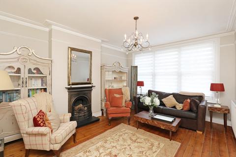 171 Stanley Road, Teddington, TW11 8UF